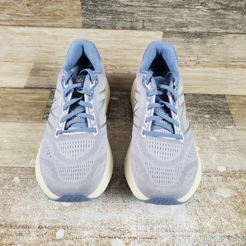 New Balance Fresh Foam X 880 v15 Womens Shoes Sz 7 B Running Pearl Gray Sneakers